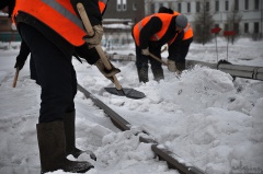 Уборка города от снега